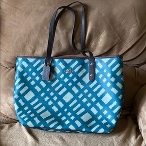 Coach City Zip Tote - Wild Plaid